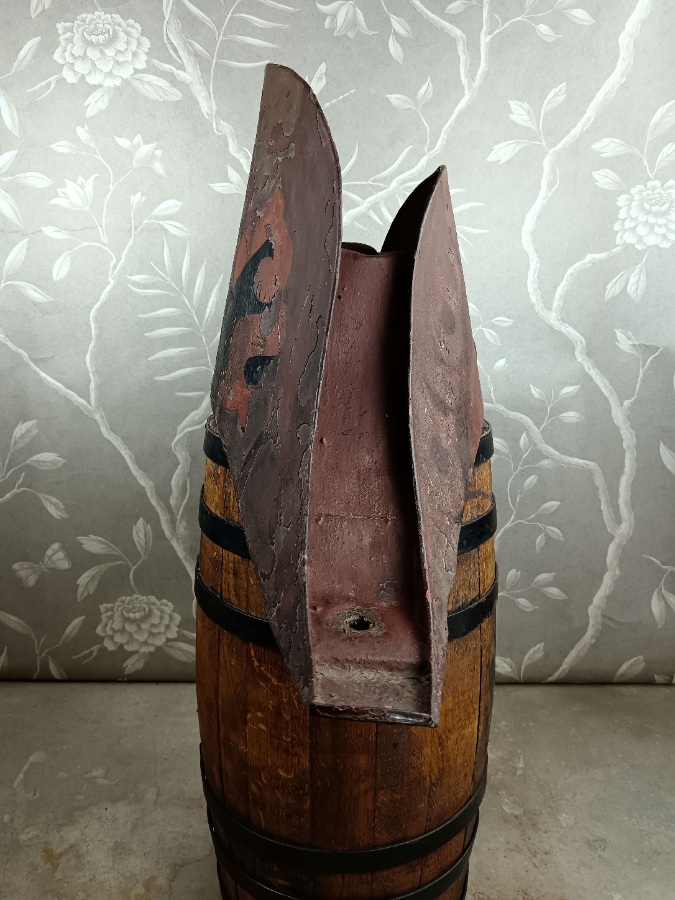 Toleware Bicorn Hat Military Trade Sign (16).jpg